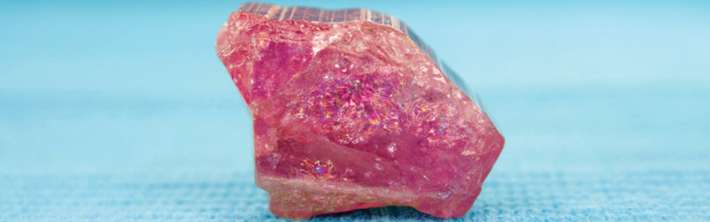 Pedra natural cor rosa vermelha Quartzito Revolution do Brasil - Pedra Fulei